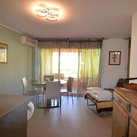Appartement 3 Personnes Avec Coin Nuit Avec Terrasse Et Parking Quartier Du Port De Nice Niza Exterior foto