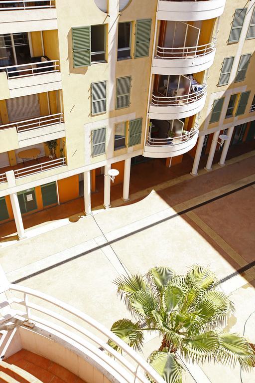 Appartement 3 Personnes Avec Coin Nuit Avec Terrasse Et Parking Quartier Du Port De Nice Niza Habitación foto